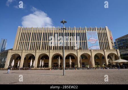 Einkaufszentrum ´Galerie Roter Turm´, Richard-Moebius-Strasse, Chemnitz, Sachsen, Deutschland Foto Stock