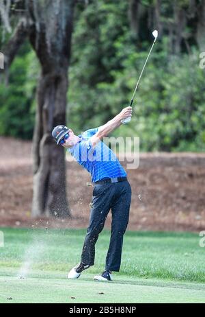 Orlando, Florida, Stati Uniti. 8th Mar, 2020. Zach Johnson sulla prima fairway durante l'ultimo round dell'Arnold Palmer Invitational presentato da Mastercard tenuto presso l'Arnold Palmer's Bay Hill Club & Lodge di Orlando, Fl. Romeo T Guzman/CSM/Alamy Live News Foto Stock