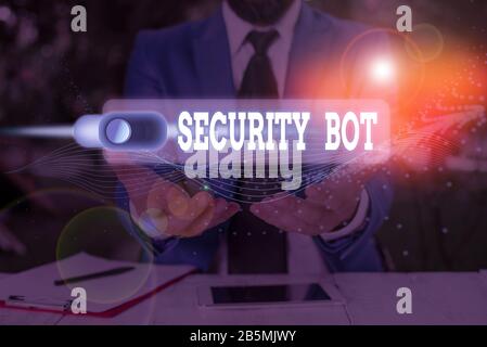 Testo della scrittura Security Bot. Foto concettuale software che esegue un'attività automatizzata su Internet Foto Stock