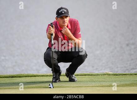 Orlando, Florida, Stati Uniti. 8th Mar, 2020. Christiaan Bezuidenhout sul diciottesimo green durante l'ultimo round dell'Arnold Palmer Invitational presentato da Mastercard tenuto presso l'Arnold Palmer's Bay Hill Club & Lodge di Orlando, Fl. Romeo T Guzman/CSM/Alamy Live News Foto Stock