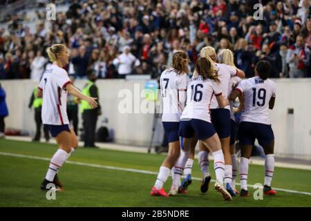 HARRISON, NEW JERSEY, EUA. 8th Mar, 2020. Julie Ertz dagli Stati Uniti celebra il suo obiettivo durante una partita contro la Spagna valida per la Coppa She Thelid alla Red Bull Arena di Harrison, New Jersey questa domenica, 08. Credit: Vanessa Carvalho/Zuma Wire/Alamy Live News Foto Stock