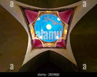 Hammam Ezzedrine, Souk, Città Vecchia, Tripoli (Trabous), Libano, Medio Oriente, Colore Foto Stock