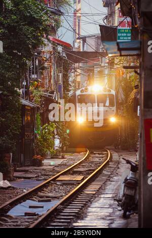 Train Street, Hanoi, Vietnam Foto Stock