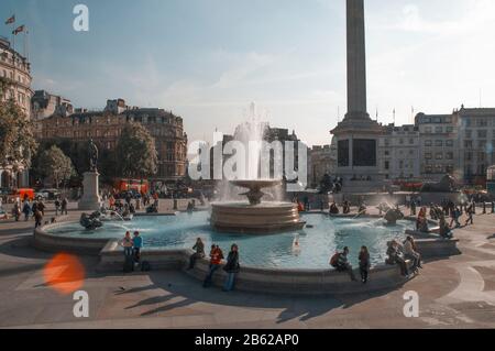 Londra, Regno Unito - 12 ottobre 2009 - Vista di Trafalgar Square. Foto Stock