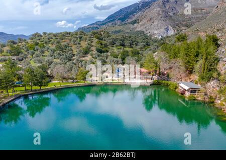 Lago di Zaros in primavera, Creta, Grecia. Foto Stock