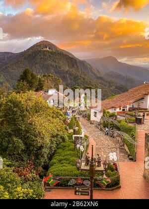 Montserrate vista a Bogotà, Colombia Foto Stock