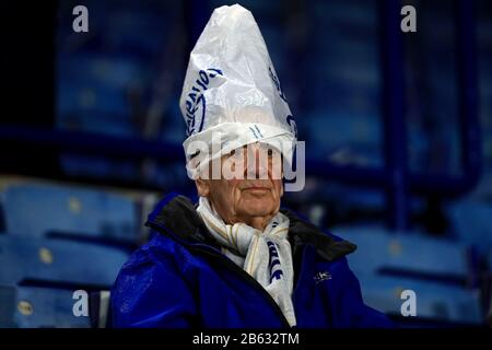 Leicester, Regno Unito. 9th Mar 2020. I fan di Leicester City durante la partita della Premier League tra Leicester City e Aston Villa al King Power Stadium di Leicester lunedì 9th marzo 2020. (Credit: Leila Coker | MI News) La Fotografia può essere utilizzata solo per scopi editoriali di giornali e/o riviste, licenza richiesta per uso commerciale Credit: Mi News & Sport /Alamy Live News Foto Stock