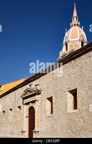 Vista della Cattedrale di Santa Caterina di Alessandria, Cartagena, Colombia Foto Stock