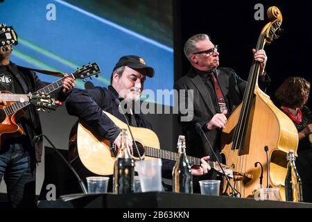 BFI Southbank, Londra, Regno Unito. 9th Mar, 2020. Una band composta dai Dodge Brothers, David Arnold, Neil Brand e Sanjeev Bhaskar sul palco della 50th Mark Kermode in 3D show. Foto Di Credito: Julie Edwards/Alamy Live News Foto Stock