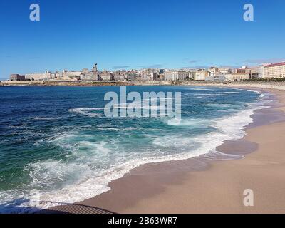 Spiaggia di Riazor a la Coruna, Galizia, Spagna Foto Stock