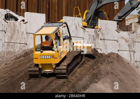 Costruzione di Freeway # 4 connettore, Downtown Orlando, Florida, Stati Uniti d'America Foto Stock