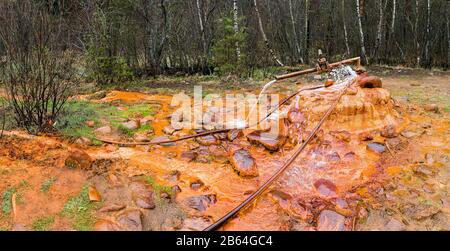 Fonte di acqua minerale curativa seltzer - Narzan, regione Elbrus, Russia Foto Stock