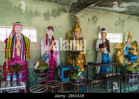 Zwe Ka Bin Pagoda, Myanmar, Asia. Foto Stock