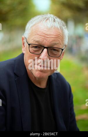 Frankfurt am Main, DEU, 18.10.2019: Ritratto Roy Jacobsen, nato nel 1954, scrive romanzi, storie e libri per bambini ed è considerato uno dei più importanti autori norvegesi. Vive a Oslo (Norvegia) Foto Stock