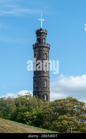 Il Monumento Nelson / Torre Su Carlton Hill, Edimburgo, Scozia Foto Stock