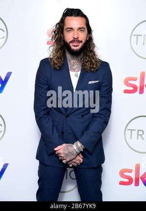 Pete Wicks che partecipa ai TRIC Awards 2020 che si tengono al Grosvenor Hotel di Londra. Foto Stock