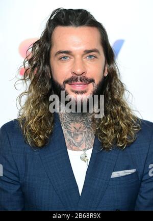 Pete Wicks che partecipa ai TRIC Awards 2020 che si tengono al Grosvenor Hotel di Londra. Foto PA. Data Immagine: Martedì 10 Marzo 2020. Vedi la storia di PA SHOWBIZ TRIC. Photo credit dovrebbe leggere: Ian West/PA Wire Foto Stock