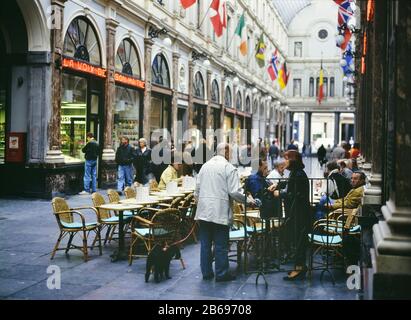 Galeries Royales Saint-Hubert O Saint Hubert Royal Gallerie, Bruxelles, Belgio Foto Stock