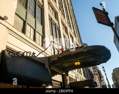 Il negozio di punta di Macy's Herald Square a New York domenica 1 marzo 2020. (© Richard B. Levine) Foto Stock