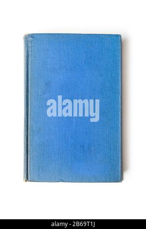 Libro vecchio spesso in una copertina blu dura isolato su bianco Foto Stock