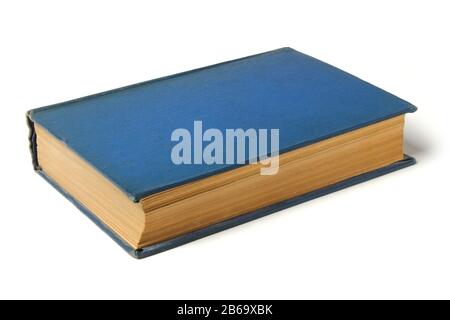Libro vecchio spesso in una copertina blu dura isolato su bianco Foto Stock