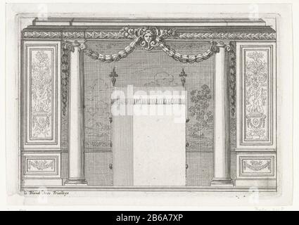 Alcova chiusa da due colonne ioniche sopra le cabine (titolo della serie) Le colonne sono collegate l'una all'altra in alto da una garland di foglie. Su entrambi i lati, la pannellatura in legno è dotata di un pannello ornamentale. Dalla serie di sei bladen. Produttore : stampatore Jean Lepaurenhaar own design: Jean Lepautreuitgever Jean Lebond (i) (edificio elencato) fornitore di privilegio: Louis XIV (re di Francia) (edificio elencato) Luogo produzione: Stampatore: Francia (possibilmente) nel suo disegno: Francia (possibile) editore: Parigi Data: Circa 1650 Materiale: Carta Tecnica: Incisione dimensioni: Bordo della piastra: H 137 mm × L 19 Foto Stock