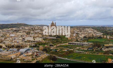 La più grande chiesa di Gozo chiamata Xewkija Rotunda Foto Stock