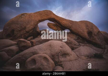 Arch Rock (Joshua Tree National Park) Foto Stock