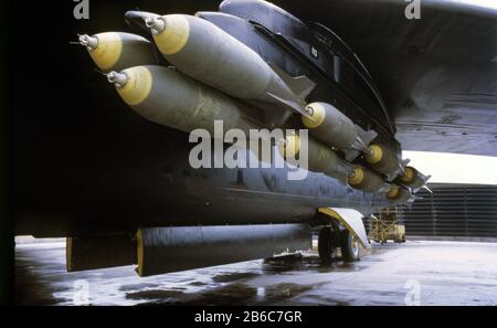 USAF United States Air Force Boeing B-52D Stratofortress con Bombarload Foto Stock