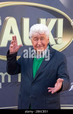 (Gerhard Albert) Gotthilf Fischer - Chorleiter (Fischer-Chöre), 17.04.2016, Amburgo, Kult Eiscafé, Talk Im Kult Foto Stock