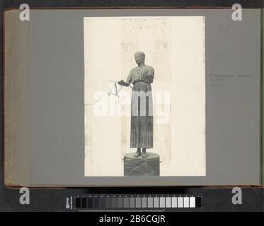 Foto del Charioteer di Delfi, probabilmente in un museo greco Onderdeel van Reisalbum incontrato van beziens foto Foto Stock