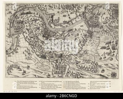 Assedio e cattura di grave da Maurice, 1602 Assedio e cattura della città grave da parte dell'esercito degli Stati sotto il principe Maurice, 18 luglio - 20 settembre 1602 piano della città grave nel paese vicino alla cima del fiume. I campi degli assediatori. A parte stampato di seguito, viene mostrata la legenda 1-20. Produttore : Printmaker: Bartholomeus Willemsz. Dolendo (attribuito a) Luogo di fabbricazione: Nord Paesi Bassi Data: 1602 - 1610 Caratteristiche Fisiche: Engra con testo di stampa materiale: Carta Tecnica: Engra (processo di stampa) / formati di stampa: Foglio: H 264 mm × W 347 mmToelichtingGebruikt come indicatecratio Foto Stock