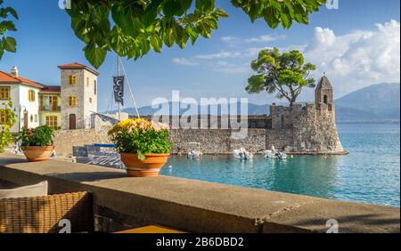 Città di Nafpaktos ex comune di Aetolia-Acarnania, Grecia. Foto Stock