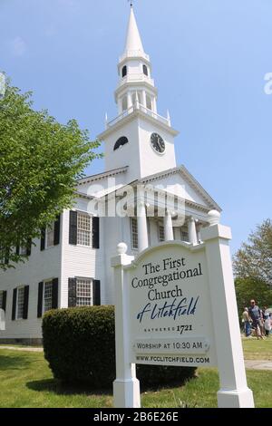 Chiesa congregazionale sul verde a Litchfield, CT Foto Stock