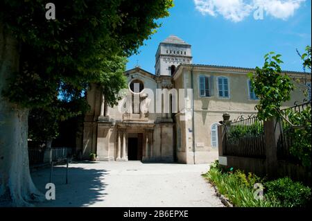 Ingresso All'Antica Monastere Saint-Paul-De-Mausole, St.-Remy-De-Provence, Bocche Del Rodano, Provenza-Alpi-Costa Azzurra, Francia Foto Stock