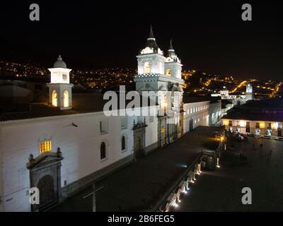 Convento de San Francisco di notte, Casa Gangotena, Quito, Ecuador