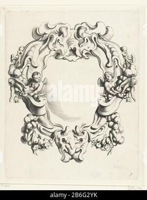 Cartouche con ornamento lobo con due putti Veelderhande Niewe Comp Arte mente (titolo serie) in alto e in basso una maschera. Destra e sinistra che trattengono saldamente un putto una garland di frutta fabbricazione Creatore: Stampatore Michiel Mosijnnaar design: Gerbrand van den Eeckhout Editore: Clemente de Jongh Fabbricazione Del Luogo: Amsterdam Data: 1640 - 1655 Materiale: Carta Tecnica: Engra (processo di stampa) / dimensioni di incisione: Bordo della lastra: H 241 mm × W 192 mm Foto Stock