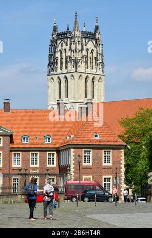 Liebfrauen-Überwasserkirche, Überwasserkirchplatz, Münster, Nordrhein-Westfalen, Deutschland Foto Stock