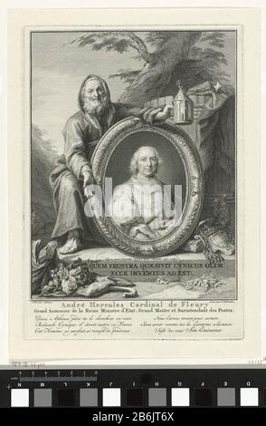 Een knielende Diogenes, met in zijn hand een lantaarn en op de achtergrond zijn ton, bij een portret van André-Hercule de Fleury in een ovaal ornamenteel medaillon. Links op de voorgrond groenten en op de achtergrond een boom. Onder het portret op de plint twee regels in het Latijn. Onder de voorstelling de naam en gegevens van de kardinaal in twee regels in het Frans. Daaronder twee kolommen ha incontrato elk drie regels in het Frans. Produttore : Pentrmaker: Jacob Houbraken (vermeld op object)naar schilderij van: Antreau (vermeld op object)naar schilderij van: Hyacinthe Rigaud (vermeld op object)Pla Foto Stock