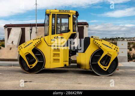 Grande rullo stradale Foto Stock