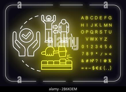 Strategie di conversione neon concetto di luce icona. Imbuto delle vendite, pubblicità. Idea di marketing. Segno luminoso esterno con alfabeto, numeri e simboli Illustrazione Vettoriale