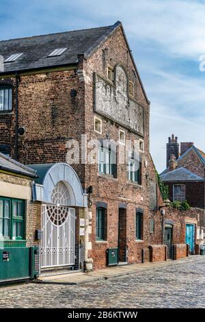 Magazzino su Purfleet Quay adiacente 3 King Street Kings lynn norfolk inghilterra Foto Stock