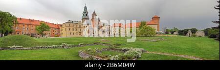 Vista del Castello di Wawel con la Cattedrale di Wawel, Cracovia, Polonia Foto Stock