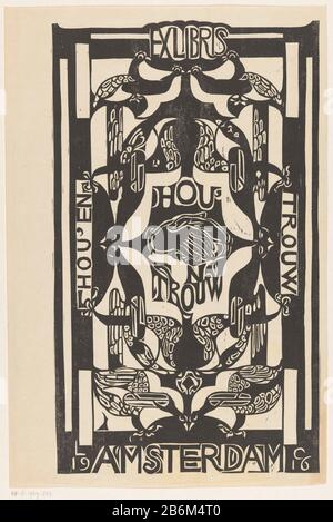 Ex libris van de vereniging Hou'en Trouw nel mezzo due mani agitare. Sinistra verticale 'Amore' e 'destra verticale' fede '. Sopra e sotto vogels stilizzati. Produttore : stampatore: CAREL Adolph Lion Cachet Luogo fabbricazione: Amsterdam Data: 1916 Materiale: Carta Tecnica: Legno dimensioni: Foglio: H 438 mm × W 298 mm Oggetto: Mani tremanti, 'extrarum junctio'birds Foto Stock
