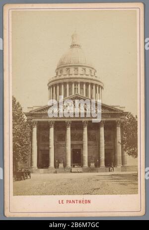 Olandese: Identificazione titolo (i) esterno del Panthéon a Parijsle Panthéon (oggetto del titolo) tipo Di Oggetto: Government picture numero articolo: RP-F 1996-54 Produttore : fotografo: Anonymous place manufacture: Paris Data: CA. 1865 - ca. 1875 Materiale: Cartone carta Tecnica : albume dimensioni di stampa: Foto: H 141 mm × W 95 mm Oggetto: Chiesa (esterno) façade (o casa o edificio) Dove: Panthéon Foto Stock