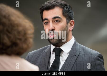 Edimburgo, Regno Unito. 11th Mar, 2020. Nella Foto: Humza Yousaf Msp - Ministro Della Giustizia Del Gabinetto, Partito Nazionale Scozzese (Snp). Scene dall'interno del Parlamento Scozzese. Credito: Colin Fisher/Alamy Live News Foto Stock