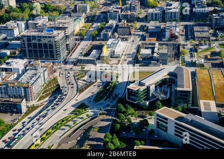 Veduta aerea della città di Seattle con l'autostrada 99, Washington state, USA Foto Stock