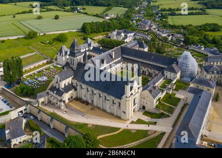 Veduta aerea dell'Abbazia di Fontevraud, Anjou, Fontevraud l'Abbaye, dipartimento Maine-et-Loire, Loira, Valle della Loira, Patrimonio dell'Umanità dell'UNESCO, Foto Stock