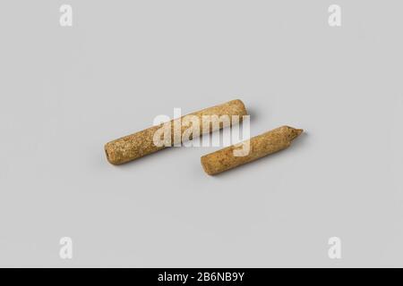 Tubo, stelo; frammento. Produttore : anoniemPlats fabbricante: Nederland datazione: 1700 - in di voor 13-ago-1743 Materiale: Pijpaarde dimensioni: L 4 cm. × d 0,6 cm. × l 3,1 cm. × d 0,6 cm. Date: 1743-08-13 - 1743-08-13 Foto Stock