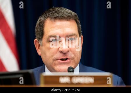 Washington DC, Stati Uniti. 11th Mar, 2020. 11 marzo 2020 - Washington DC, Stati Uniti: Il rappresentante degli Stati Uniti MARK GREEN (R-TN) parla al Comitato della Camera sull'audizione di revisione e Riforma sulla preparazione e la risposta di Coronavirus. Credit: Michael Brochstein/Zuma Wire/Alamy Live News Foto Stock